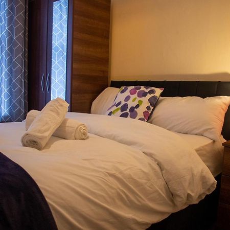 Royale Green View House- Free Parking, Wifi, Perfect For Contractors And Holiday Northampton Esterno foto