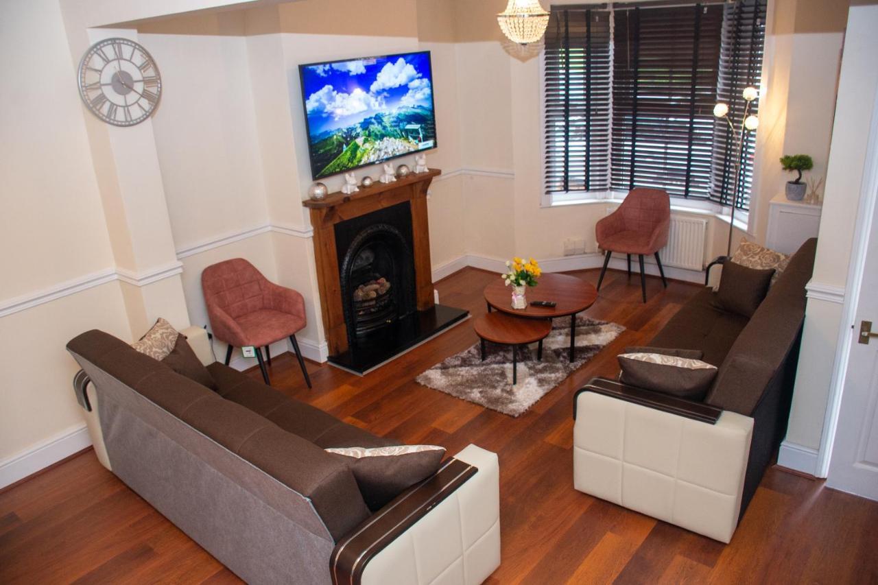 Royale Green View House- Free Parking, Wifi, Perfect For Contractors And Holiday Northampton Esterno foto