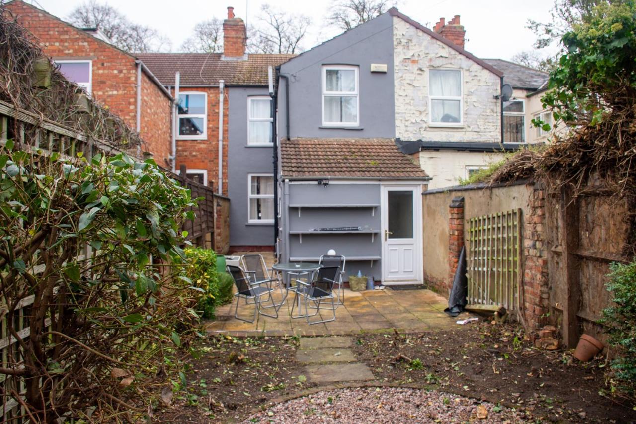 Royale Green View House- Free Parking, Wifi, Perfect For Contractors And Holiday Northampton Esterno foto